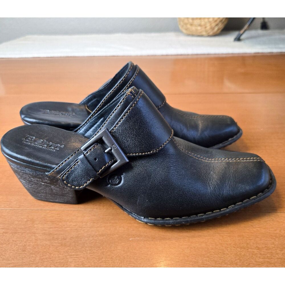 Born Womens Size 8 Black Leather Heeled Clogs Mules Buckle W31348